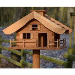 Vogelfutterhaus Almhütte Mit Liebevollen Details, Inkl. Ständer, FSC®, Ca. 56 X 46 X 35,5 Cm 18 Vogelfutterhaus Almhütte Mit Liebevollen Details, Inkl. Ständer, FSC®, Ca. 56 X 46 X 35,5 Cm -Madison Verkäufe 0910101340 Vogelfutterhaus Almhuette inkl Staender FSCca56x46x35 5cm 5 60496