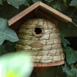 Nistkasten In Bienenkorb-Form -Madison Verkäufe 0910150112 Bienenkorb Nistkasten 17 5x17x26cm web 42856