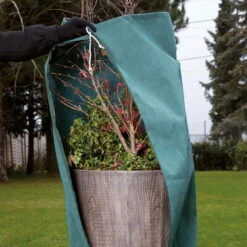 Kölle's Beste Winter-Mantel Grün, 50 X 150 Cm 8 Kölle's Beste Winter-Mantel Grün, 50 X 150 Cm -Madison Verkäufe 0910250125 Koelles Beste Winter Mantel Plant Coat B50xH150cm gruen 2 7793