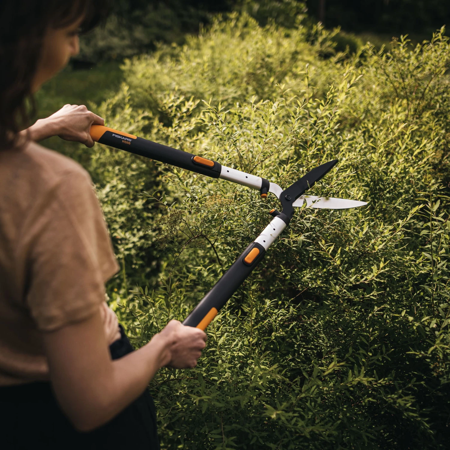 Fiskars SmartFit Teleskop Heckenschere 6 Fiskars SmartFit Teleskop Heckenschere – Bild 4