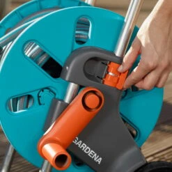 Schlauchwagen AquaRoll S, Gardena, Schlauchlängen Bis 15 M -Madison Verkäufe 0930200441 Schlauchwagen Aqua Roll S Set kpl mit 20m Schlauch und Systemteilen 3 61598