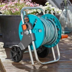 Schlauchwagen AquaRoll S, Gardena, Schlauchlängen Bis 15 M -Madison Verkäufe 0930200441 Schlauchwagen Aqua Roll S Set kpl mit 20m Schlauch und Systemteilen 4 61597