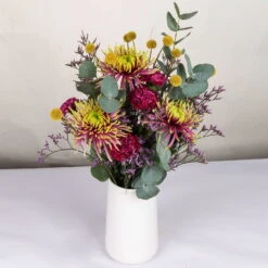 Gemischter Blumenbund 'Baltazar Mit Nelke' Inkl. Gratis Grußkarte -Madison Verkäufe 1025700012 DIY Mixbund Baltazar mit Nelke Chrysanth Craspedia Euka Statice Nelke 1 94429