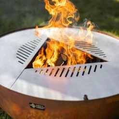 Edelstahl-Feuerstelle 'TRIA', Rost, 100 X 55 X 100 Cm -Madison Verkäufe 3920100752 Feuerstelle TRIA rost 1 110903