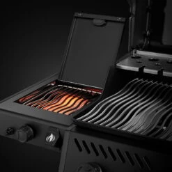 Napoleon Gasgrill 'Phantom Freestyle 425', Schwarz, Stahl, Ca. 116 X 47 X 132 Cm 30 Napoleon Gasgrill 'Phantom Freestyle 425', Schwarz, Stahl, Ca. 116 X 47 X 132 Cm -Madison Verkäufe 3920200352 Gasgrill Phantom Freestyle 425 mit Edelstahl Grillrost mattschwarz 4 123231