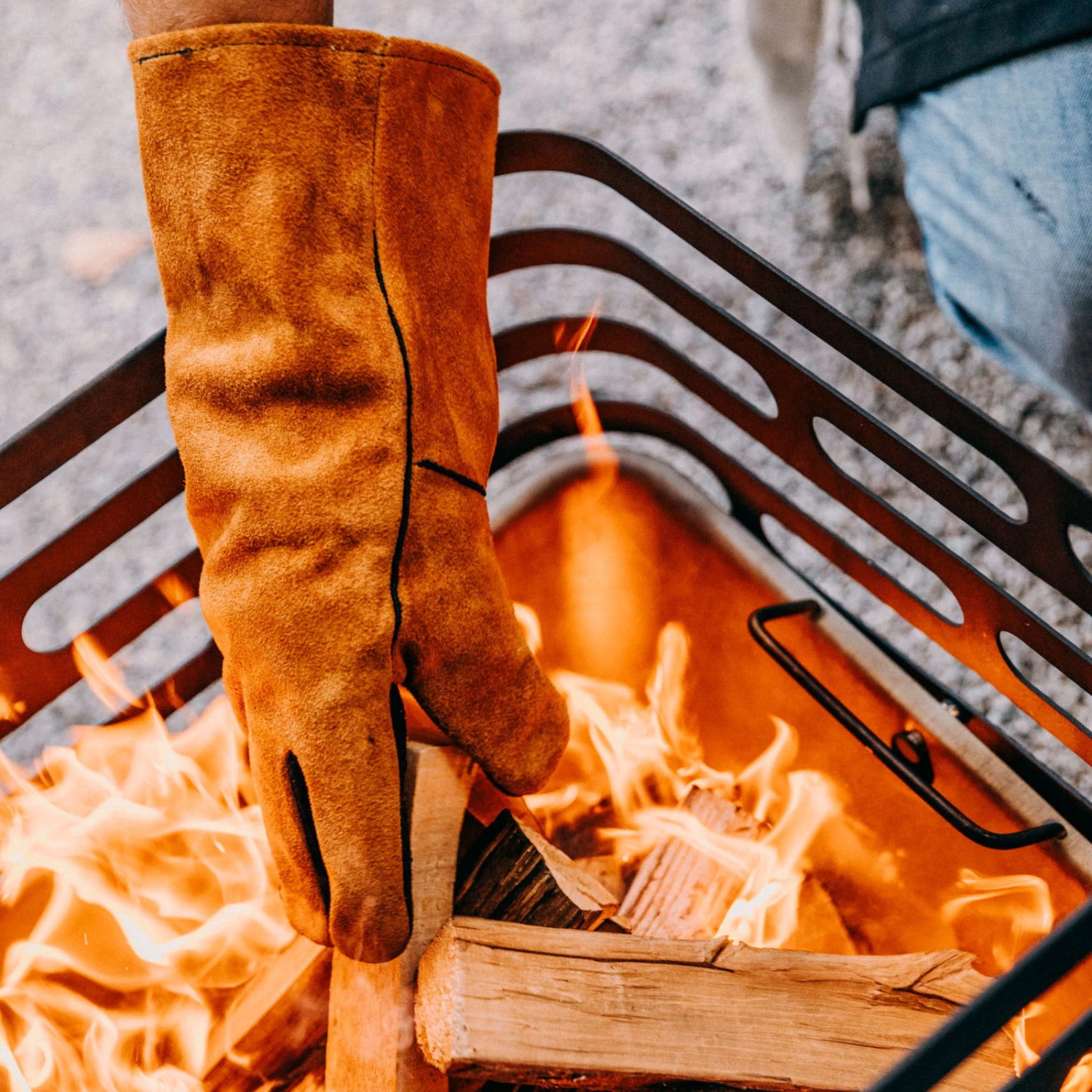 Grillhandschuhe, Höfats, Braun, Schwarz, Velourleder 5 Grillhandschuhe, Höfats, Braun, Schwarz, Velourleder – Bild 3